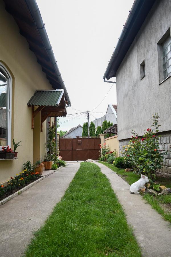 Golden Bis, Subotica Exterior foto